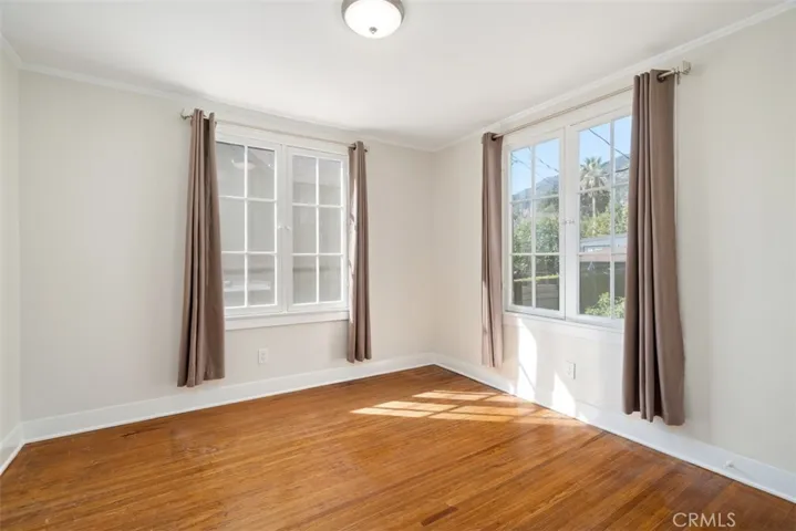 221 W Grandview Avenue, Sierra Madre, California 91024