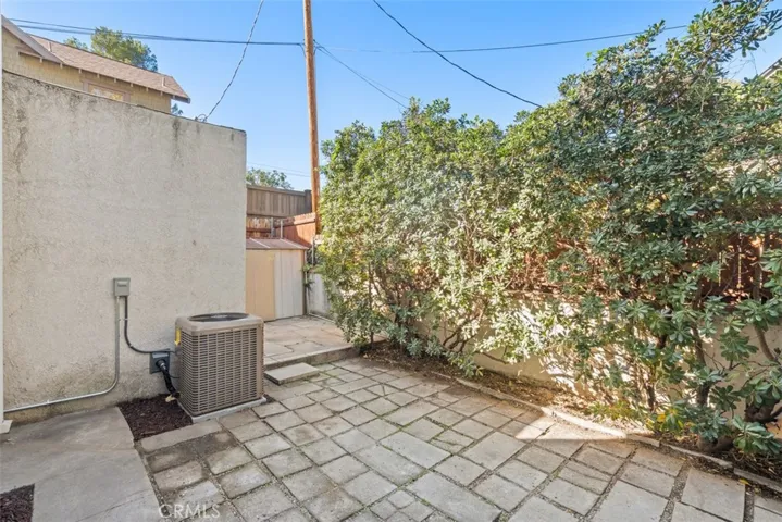 221 W Grandview Avenue, Sierra Madre, California 91024