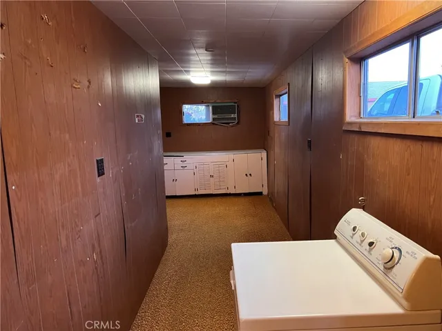 Bonus utility/craft room