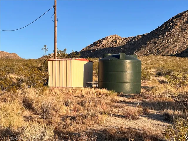 Well house and water tank
