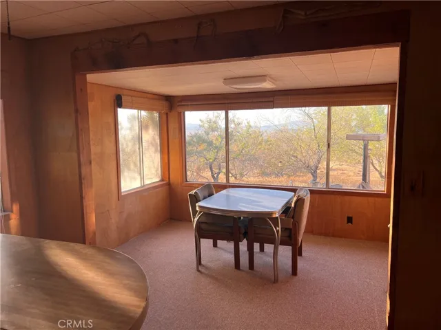 Dining nook