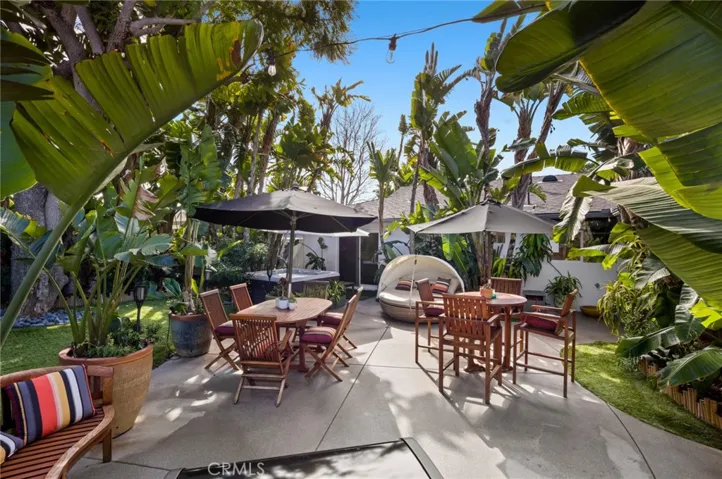 202 Virginia Place, Costa Mesa, California 92627