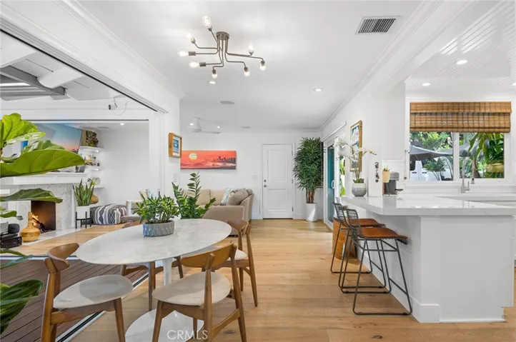 202 Virginia Place, Costa Mesa, California 92627