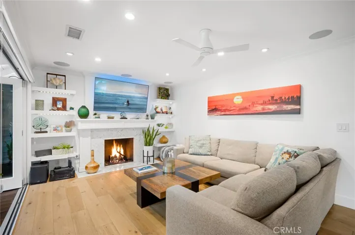 202 Virginia Place, Costa Mesa, California 92627