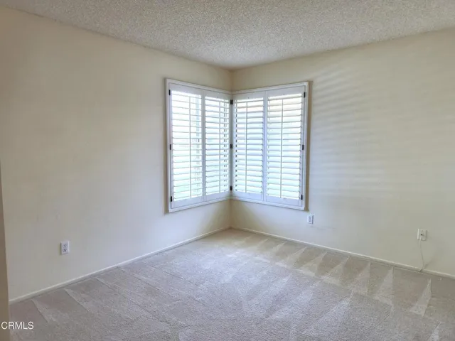 16305 Village 16 WeSellLeisureVillage (9