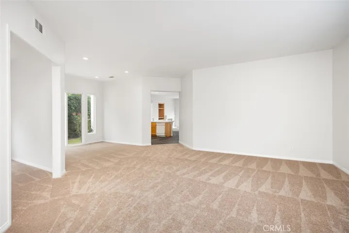 living room / dining room