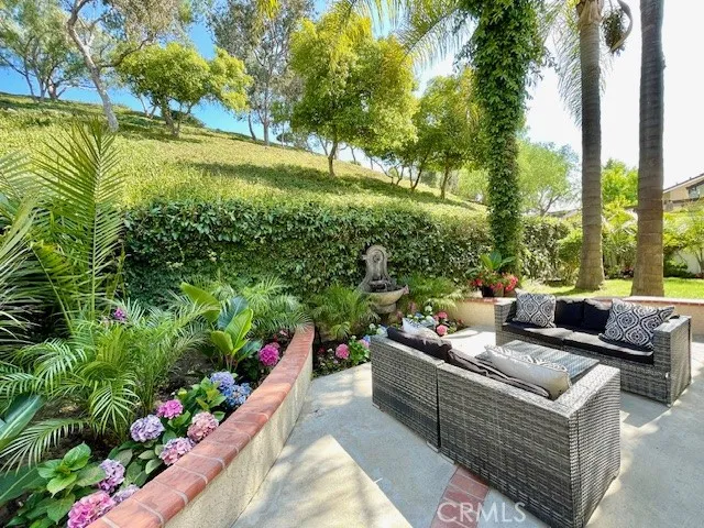 8 Royal Tern Lane, Aliso Viejo, California 92656