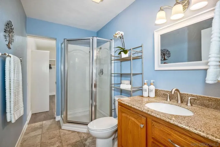 10151 Via Marmol, Escondido, California 92026