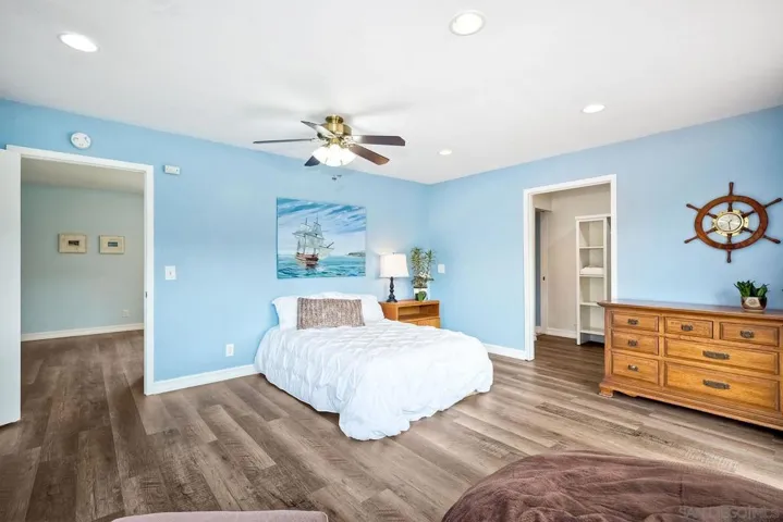 10151 Via Marmol, Escondido, California 92026