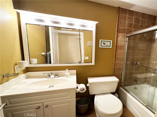 Hall Bathroom