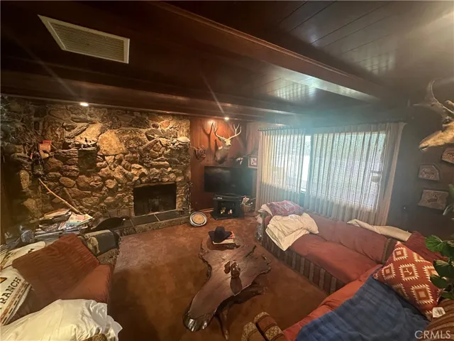 17376 Filbert St, Fontana, California 92335
