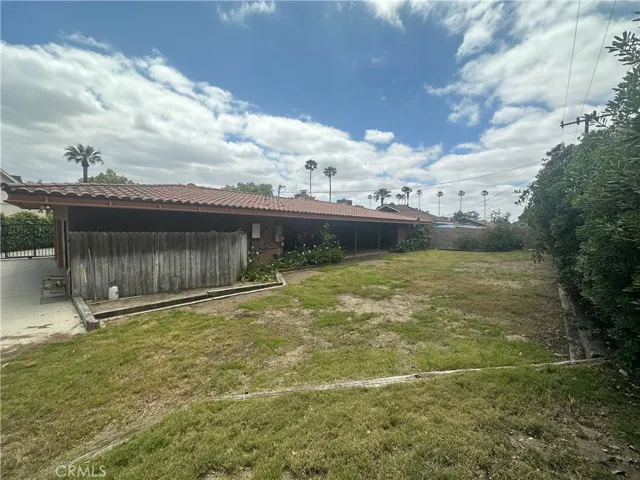 17376 Filbert St, Fontana, California 92335