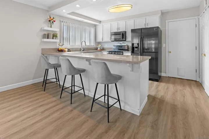 8590 Lake Bluffs Cir, Spring Valley, California 91977
