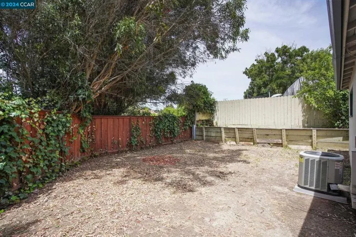 2892 Ruff Ave, Pinole, California 94564