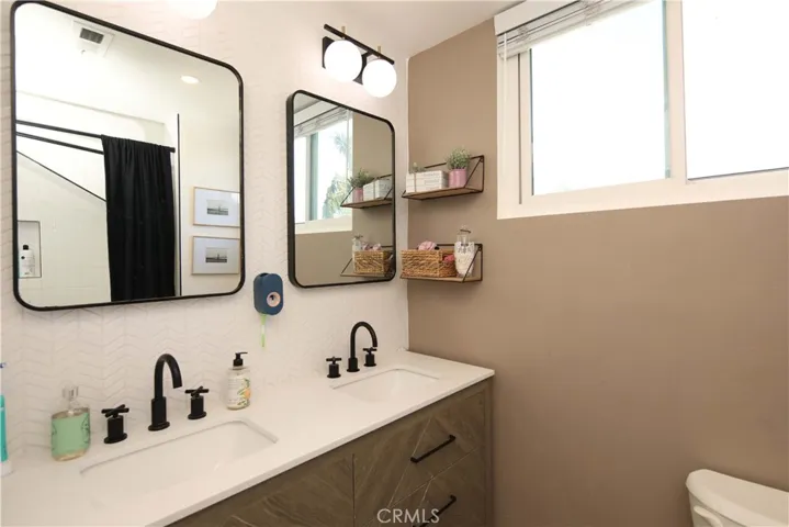 Upstairs Bathroom