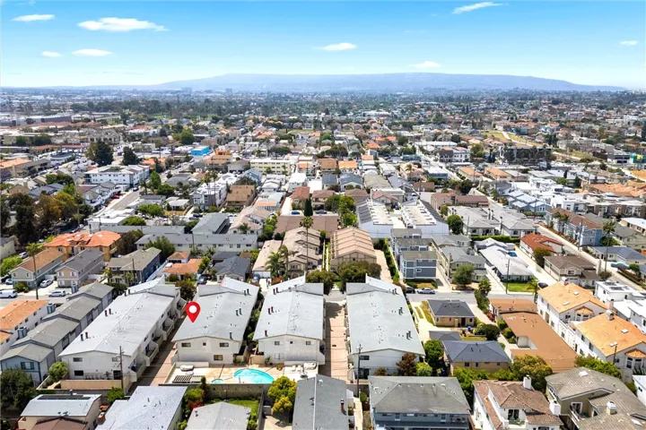 2615 Ruhland Avenue 16, Redondo Beach, California 90278