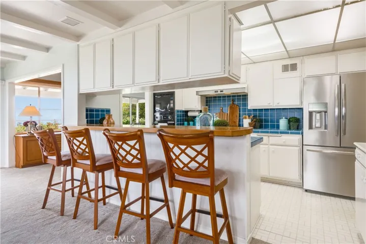 10 Stallion Road, Rancho Palos Verdes, California 90275