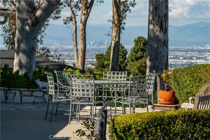 Patio LA view