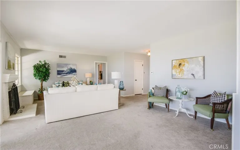 10 Stallion Road, Rancho Palos Verdes, California 90275
