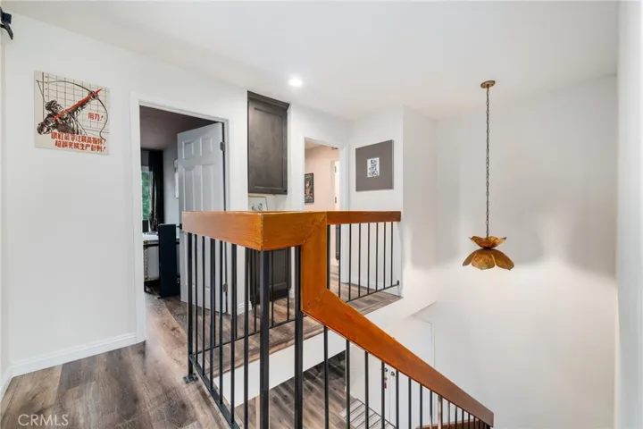 2nd floor passway
