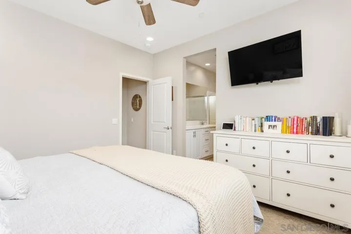 2601 Cranston Dr 712, Escondido, California 92025