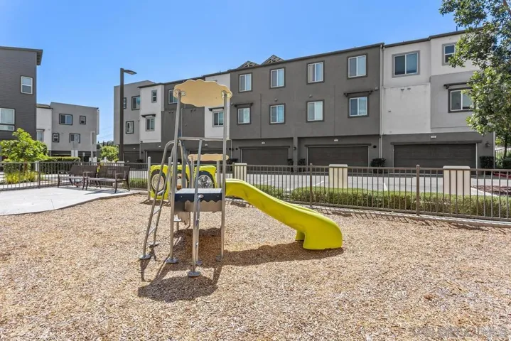 2601 Cranston Dr 712, Escondido, California 92025