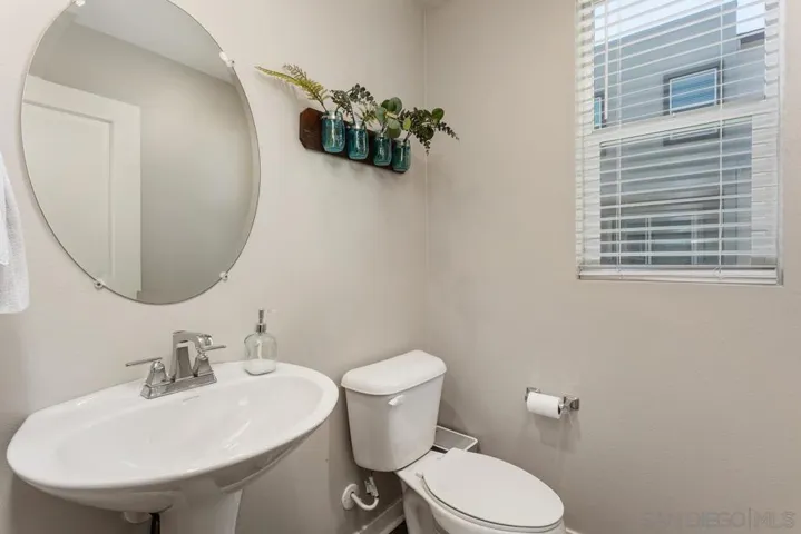 2601 Cranston Dr 712, Escondido, California 92025