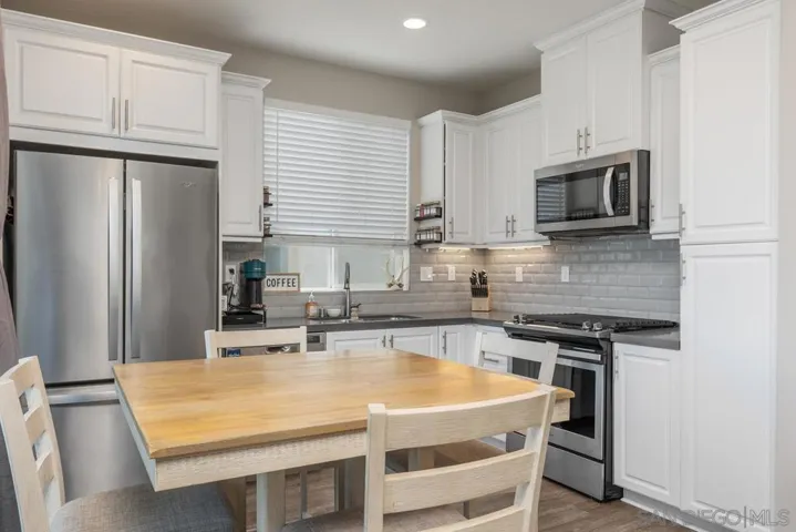 2601 Cranston Dr 712, Escondido, California 92025