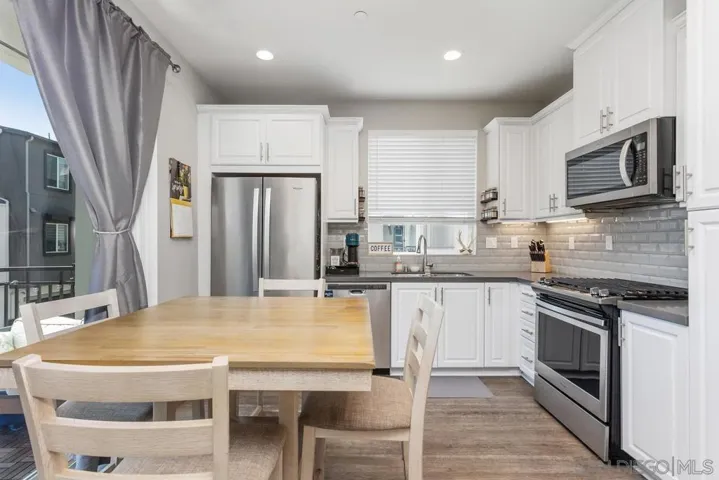 2601 Cranston Dr 712, Escondido, California 92025