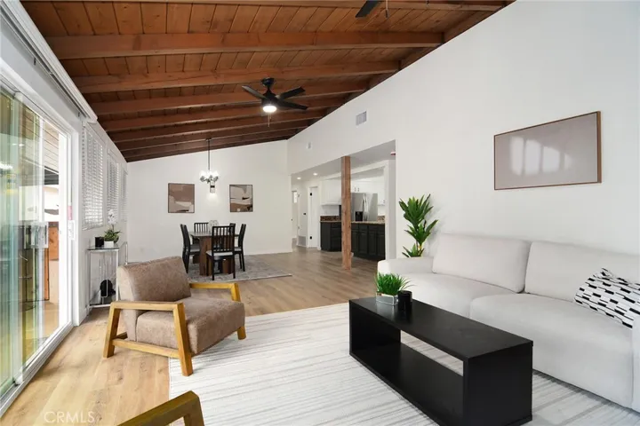 8651 Casaba Avenue, Winnetka, California 91306