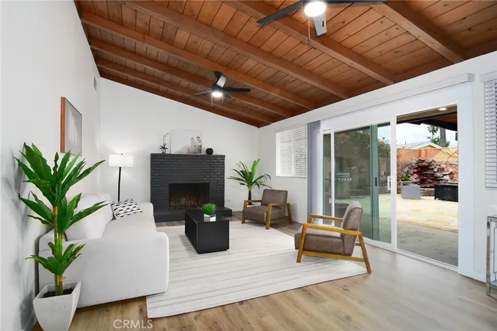 8651 Casaba Avenue, Winnetka, California 91306