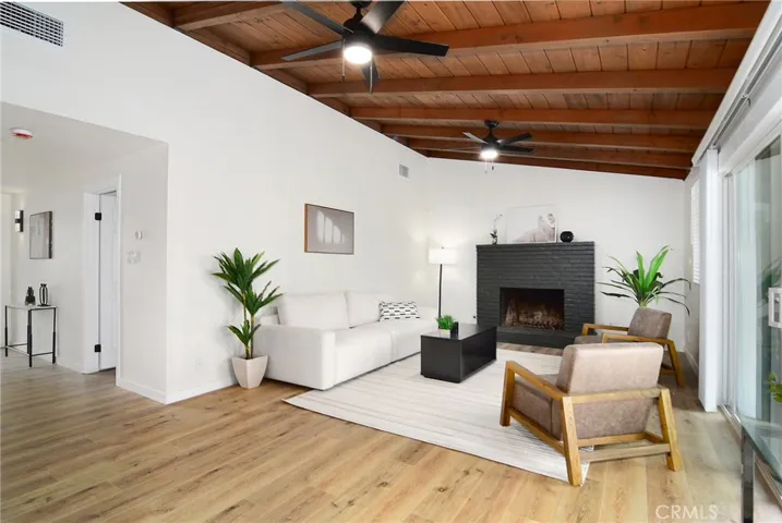 8651 Casaba Avenue, Winnetka, California 91306
