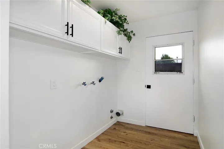 8651 Casaba Avenue, Winnetka, California 91306