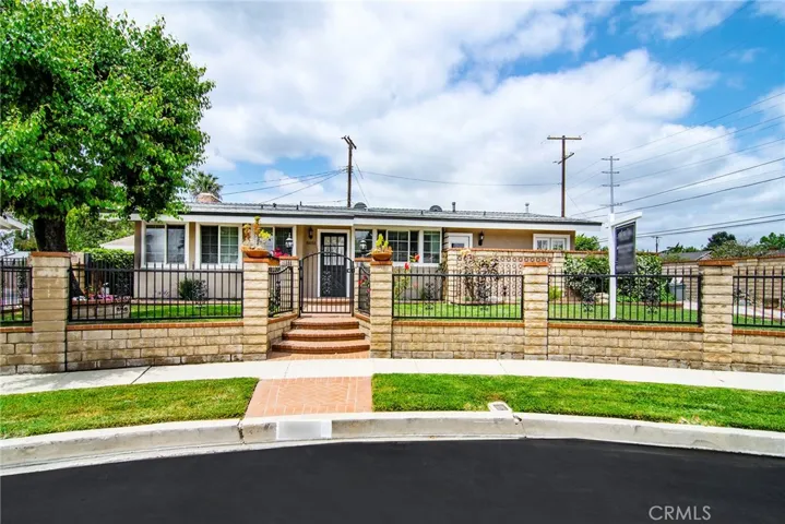 8651 Casaba Avenue, Winnetka, California 91306