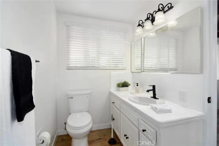 8651 Casaba Avenue, Winnetka, California 91306