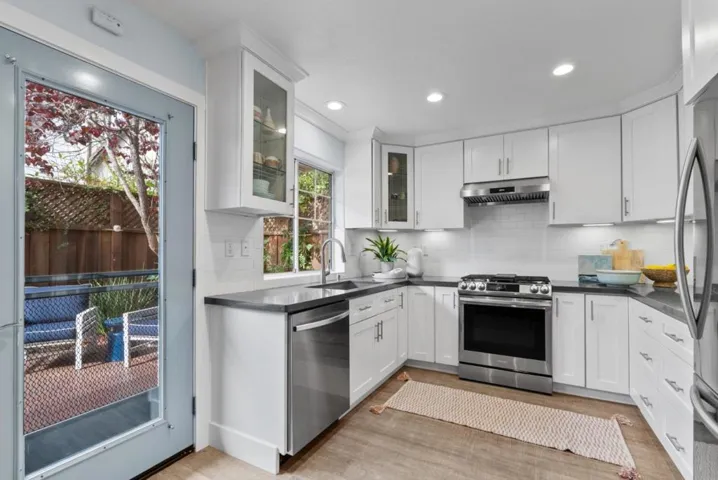 2187 Francesco Circle, Capitola, California 95010