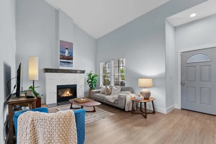 2187 Francesco Circle, Capitola, California 95010