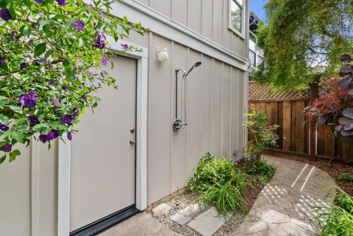2187 Francesco Circle, Capitola, California 95010