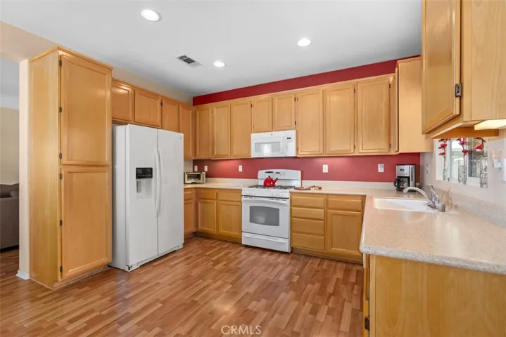 29501 Rainbow Forest Way, Menifee, California 92584