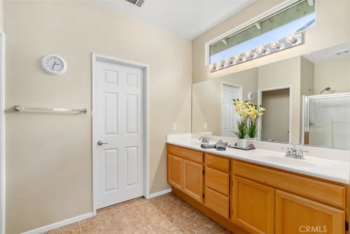 29501 Rainbow Forest Way, Menifee, California 92584