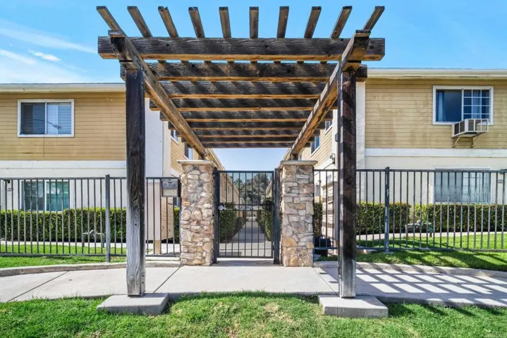 9220 Kenwood Drive J, Spring Valley, California 91977