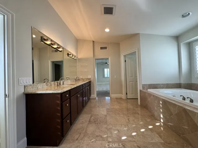 5 Melodylane, Irvine, California 92614
