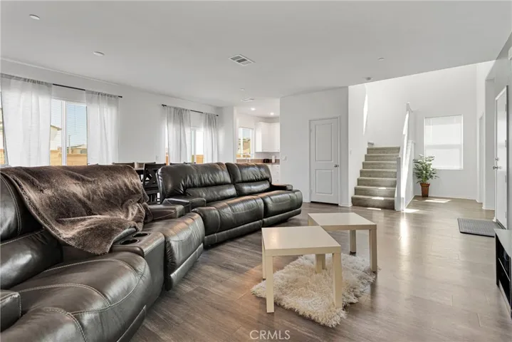 12056 Beverly Glen Street, Victorville, California 92392