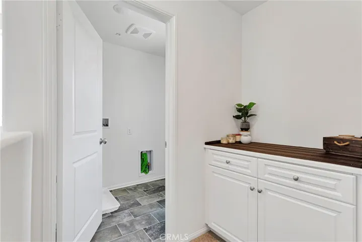 12056 Beverly Glen Street, Victorville, California 92392