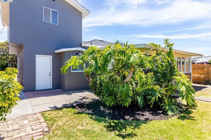20665 Garden Ave, Hayward, California 94541