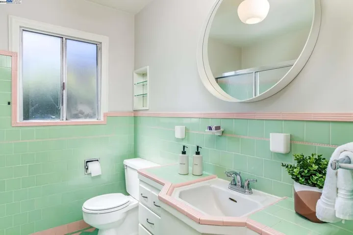 20665 Garden Ave, Hayward, California 94541