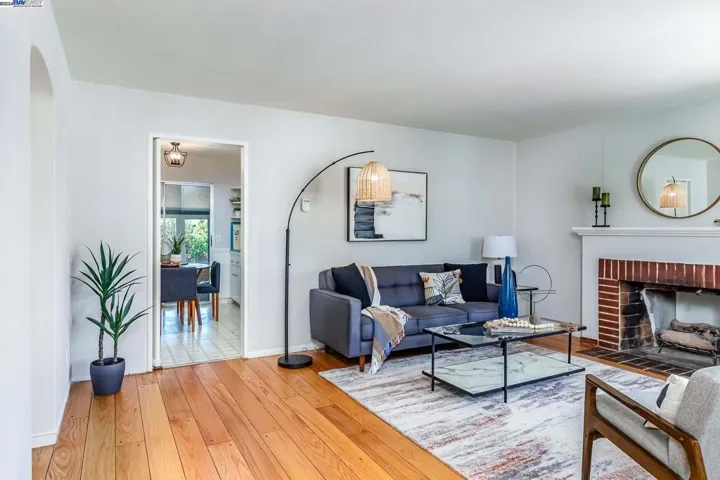 20665 Garden Ave, Hayward, California 94541