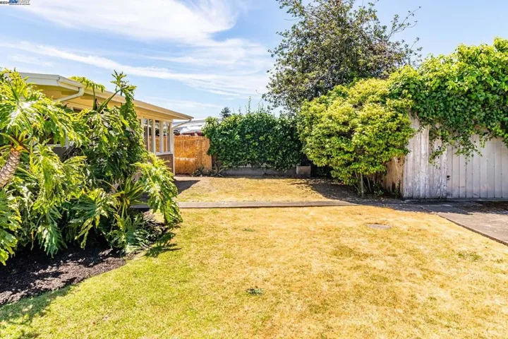 20665 Garden Ave, Hayward, California 94541