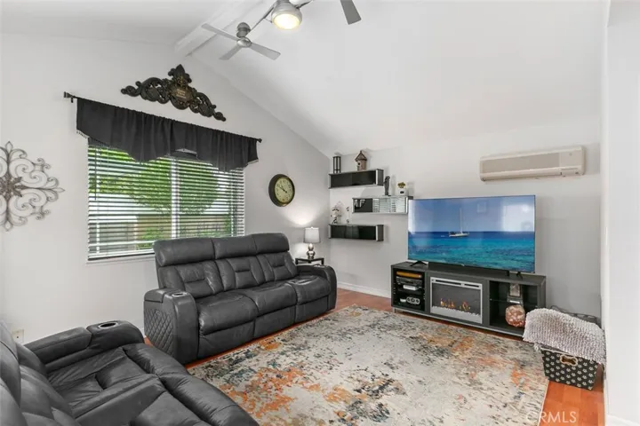 13552 Chestnut Street, Westminster, California 92683