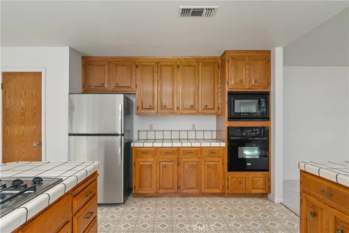 1037 Colmena Drive, Chico, California 95926